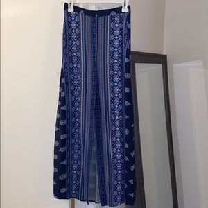 Maxi skirt